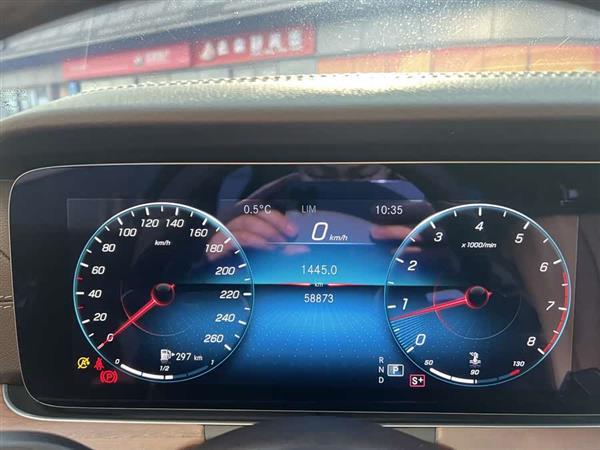 奔驰E级 2021款 改款 E 300 L 时尚型