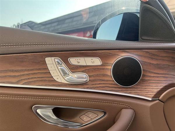 奔驰E级 2021款 改款 E 300 L 时尚型