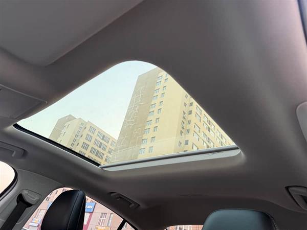 福克斯 2021款 三厢 EcoBoost 180 自动锋潮型