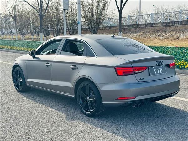 奥迪A3 2018款 30周年年型 Limousine 40 TFSI 风尚型
