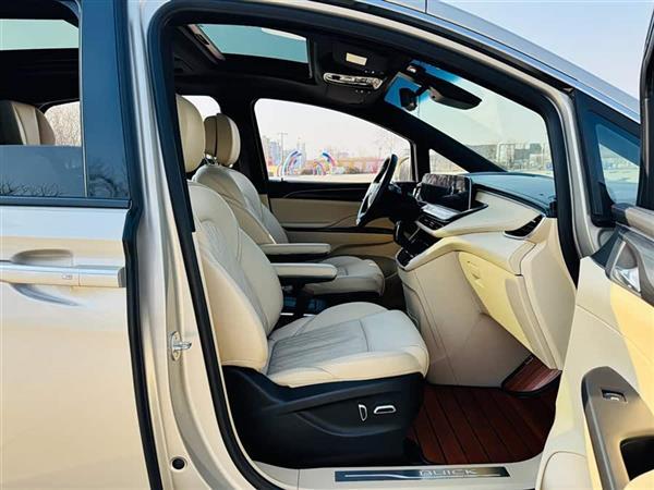 别克GL8 2022款 ES陆尊 653T 智慧旗舰型