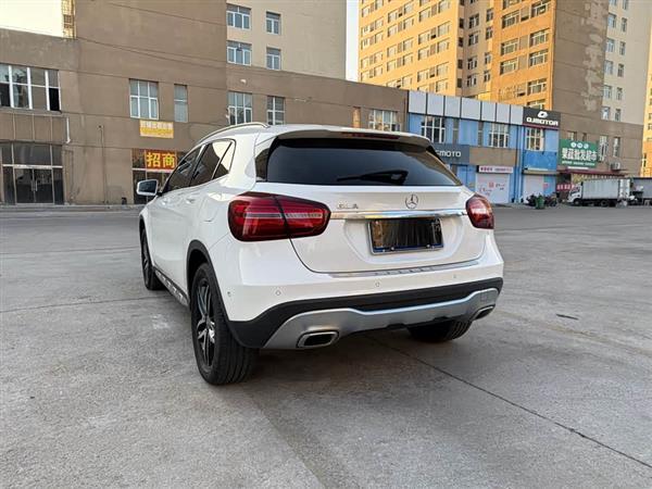 奔驰GLA 2017款 GLA 200 时尚型