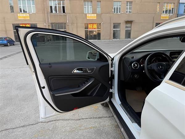 奔驰GLA 2017款 GLA 200 时尚型