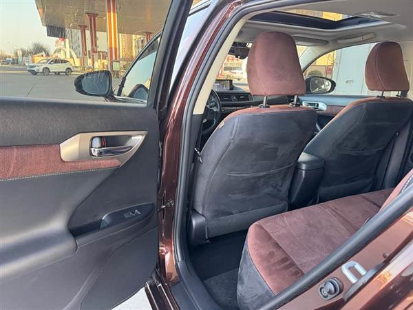 雷克萨斯CT 2014款 CT200h 舒适版 单色