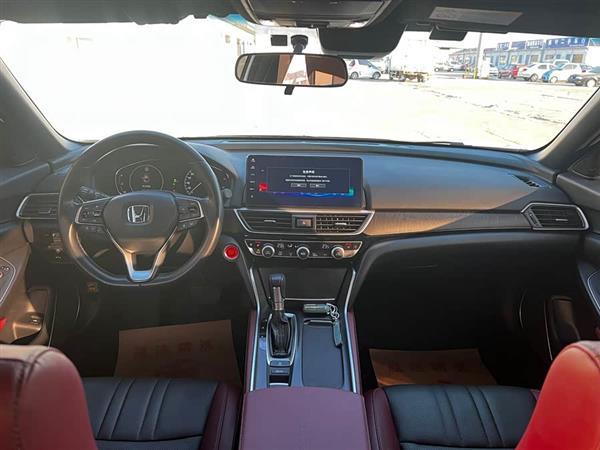 英仕派 2022款 260TURBO 精悦版