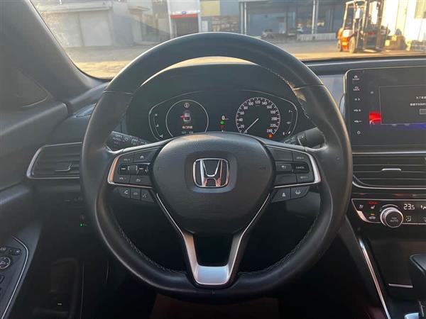 英仕派 2022款 260TURBO 精悦版