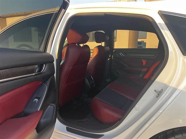 英仕派 2022款 260TURBO 精悦版