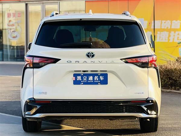 格瑞维亚 2023款 2.5L混动 豪华版