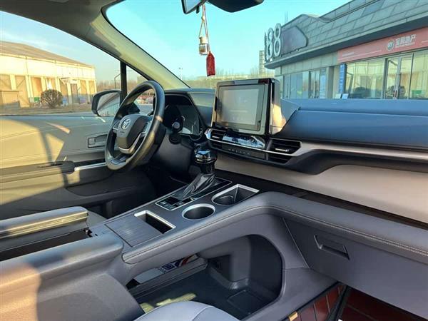 格瑞维亚 2023款 2.5L混动 豪华版