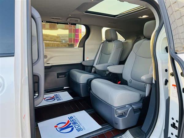 格瑞维亚 2023款 2.5L混动 豪华版