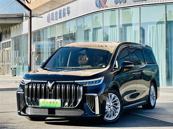 岚图梦想家 2024款 PHEV 超长续航尊贵版