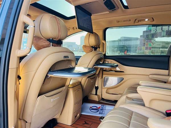 岚图梦想家 2024款 PHEV 超长续航尊贵版