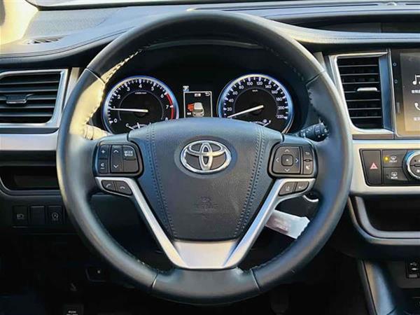 汉兰达 2021款 2.0T 四驱豪华版 7座