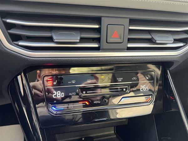 探岳 2023款 改款 380TSI 四驱R-Line高能版