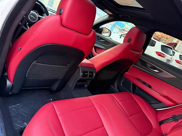 捷豹XEL 2020款 2.0T 200PS R-DYNAMIC S进取运动版