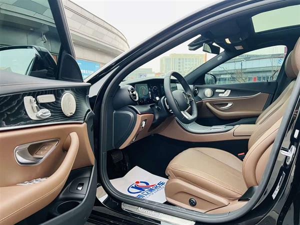 奔驰E级(进口) 2023款 E 300 时尚型运动版