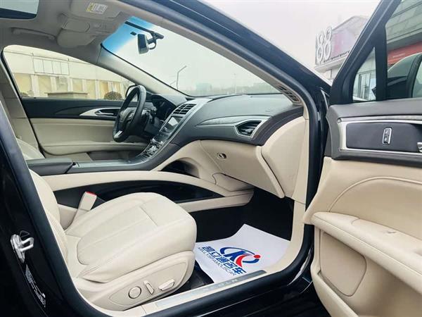 林肯MKZ 2020款 2.0T 尊享版