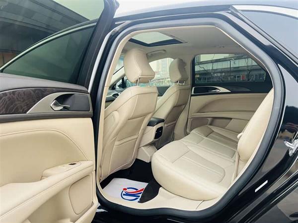 林肯MKZ 2020款 2.0T 尊享版