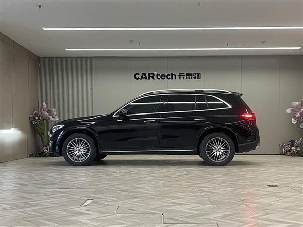 奔驰GLC 2023款 改款 GLC 300 L 4MATIC 动感型 7座