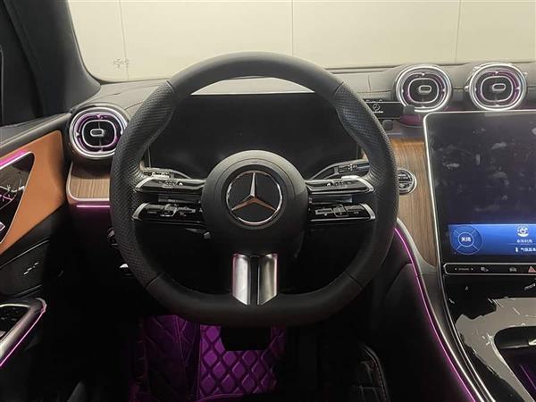 奔驰GLC 2023款 改款 GLC 300 L 4MATIC 动感型 7座