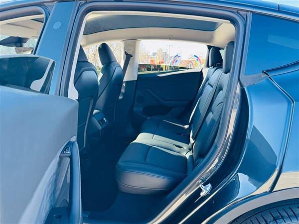 Model Y 2024款 后轮驱动版