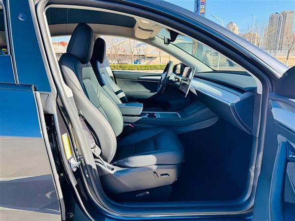Model Y 2024款 后轮驱动版