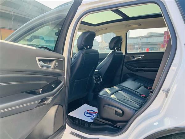 锐界 2021款 PLUS EcoBoost 245 两驱铂锐型 5座