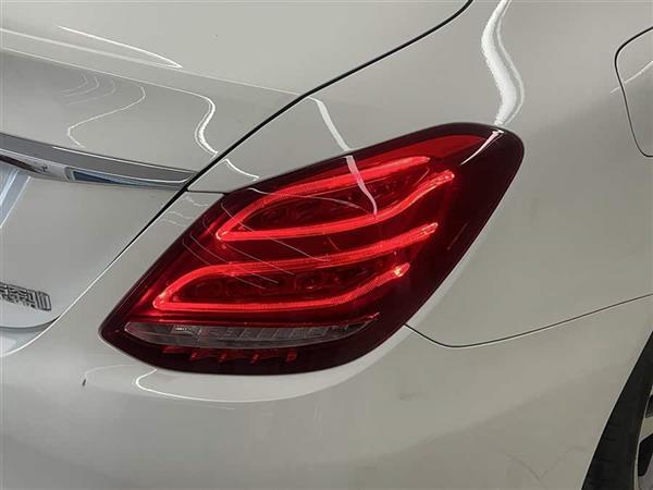 奔驰C级 2018款 C 200 L 运动版