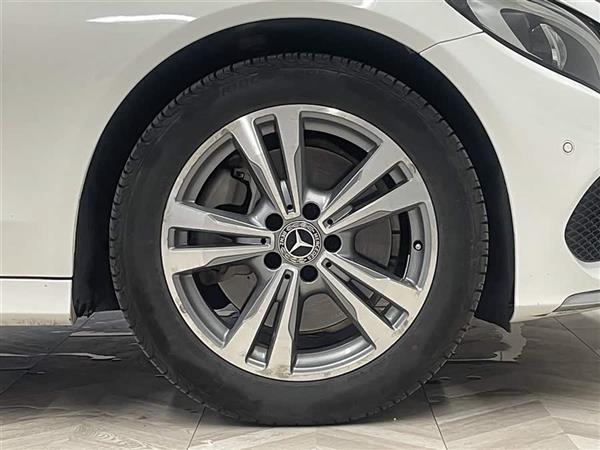 奔驰C级 2018款 C 200 L 运动版