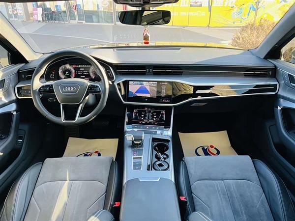 奥迪A6L 2022款 45 TFSI 臻选动感型