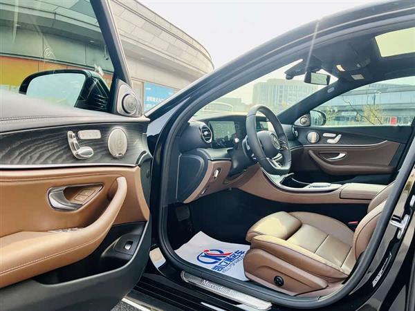 奔驰E级 2022款 改款 E 300 L 运动豪华型