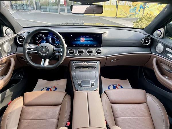 奔驰E级 2022款 改款 E 300 L 运动豪华型