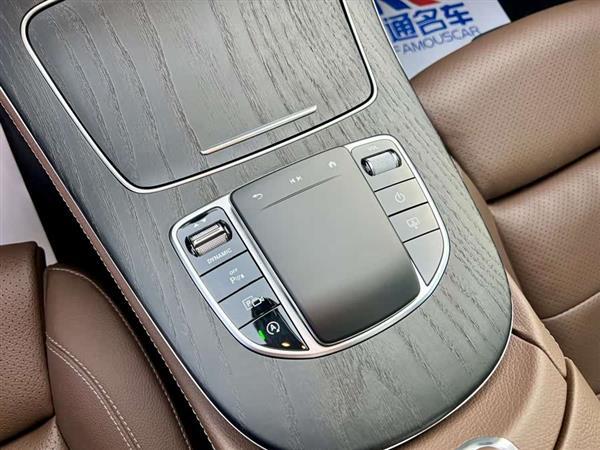 奔驰E级 2022款 改款 E 300 L 运动豪华型