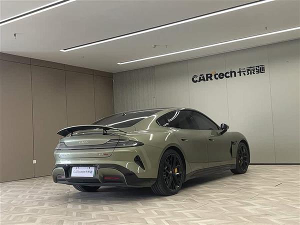 小米SU7 2024款 四驱超长续航高阶智驾Max版