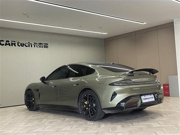 小米SU7 2024款 四驱超长续航高阶智驾Max版