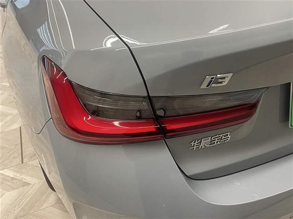 宝马i3 2025款 eDrive 35 L