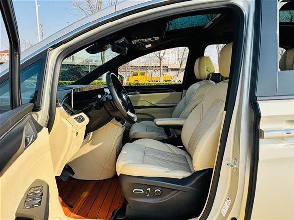 别克GL8 2022款 ES陆尊 653T 智慧旗舰型