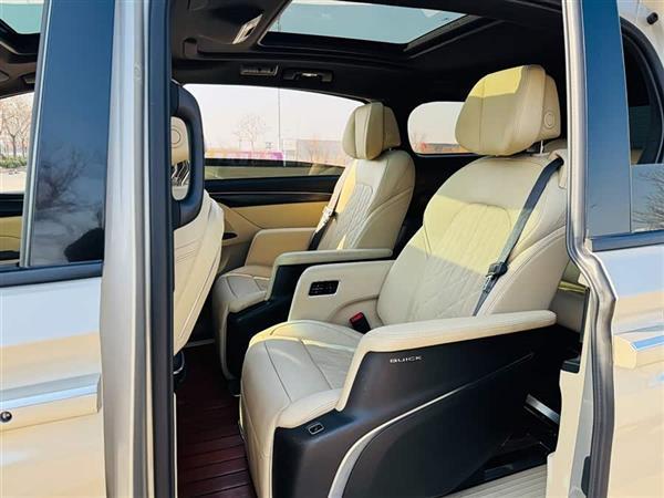 别克GL8 2022款 ES陆尊 653T 智慧旗舰型