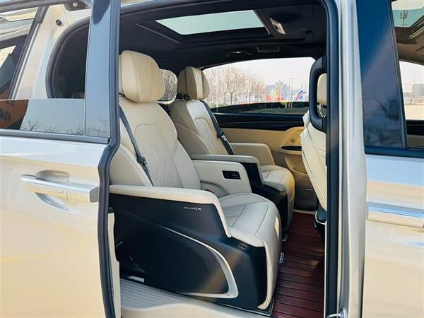 别克GL8 2022款 ES陆尊 653T 智慧旗舰型