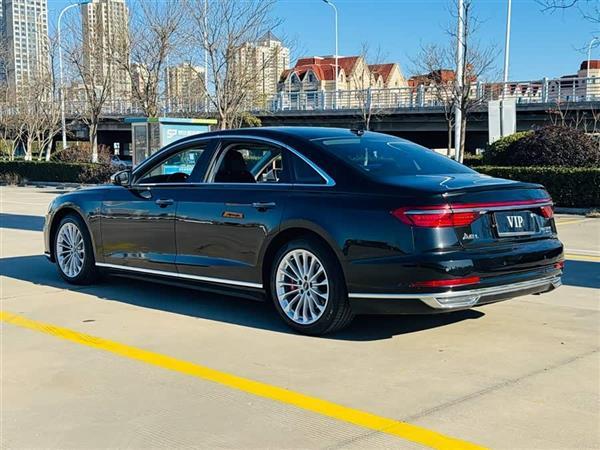 奥迪A8 2021款 A8L 50 TFSI quattro 舒适型