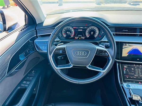 奥迪A8 2021款 A8L 50 TFSI quattro 舒适型