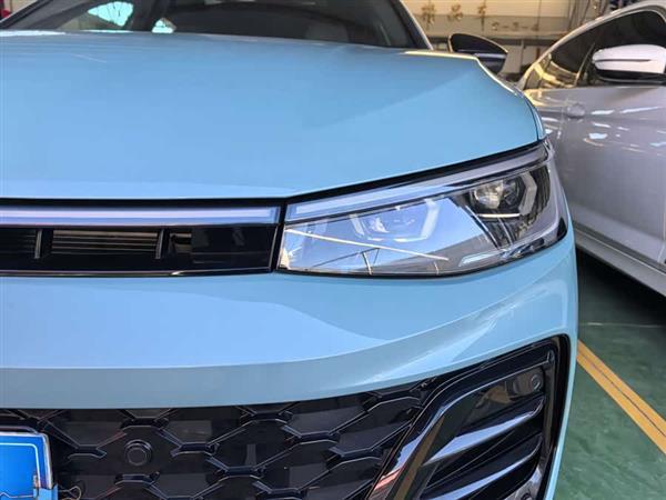 帕萨特 2025款 Pro 380TSI 星空龙尊版