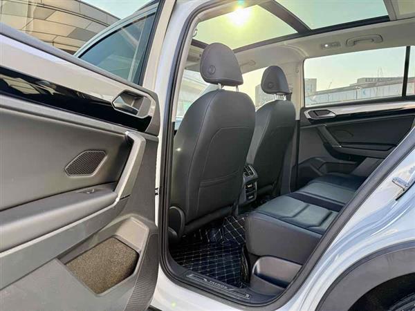 探岳 2020款 330TSI 两驱豪华智联版