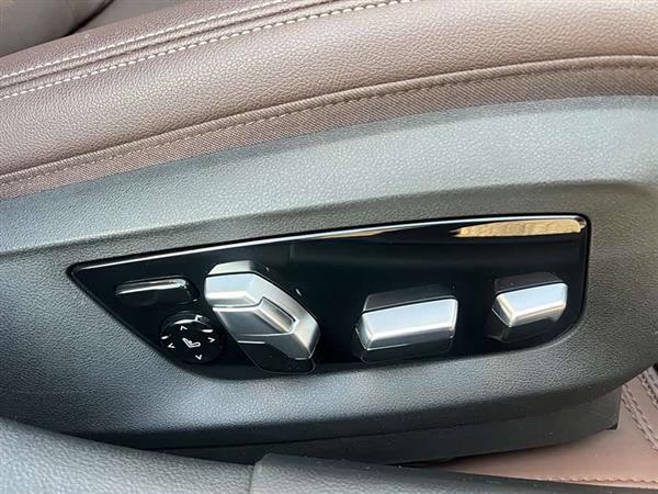 宝马5系 2021款 改款 530Li 尊享型 M运动套装