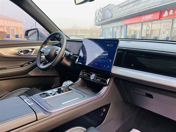 传祺GS8 2022款 领航系列 2.0TGDI 四驱豪华智联版（七座）