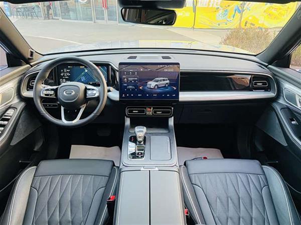 传祺GS8 2022款 领航系列 2.0TGDI 四驱豪华智联版（七座）