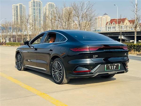 汉 2022款 DM-i 121KM 尊享型