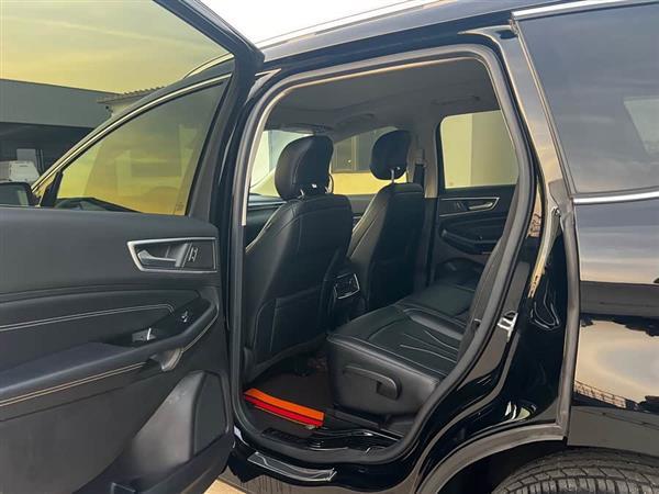 锐界 2021款 改款 PLUS EcoBoost 245 两驱豪锐型 7座