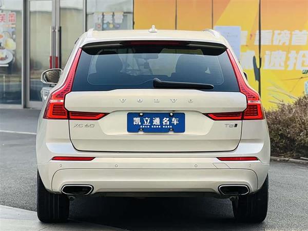沃尔沃XC60 2019款 T5 四驱智逸版 国V