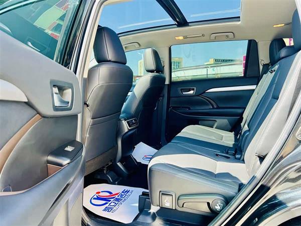 汉兰达 2021款 2.0T 四驱豪华版 7座